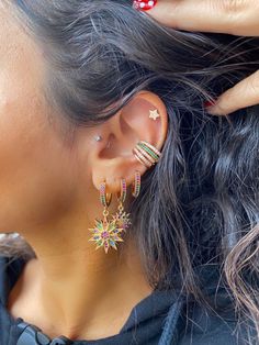 Multi Ear Piercings Aesthetic, Earrings Outfit, Multiple Ear Piercings, Dope Jewelry, Ear Piercing, Bahrain, Ear Jewelry