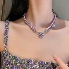 Adorn yourself with perfection wearing our Kpop Pearl Choker Necklace. This exquisite piece seamlessly combines the classic charm of pearls with the c Neck Chain, Trendy Necklaces, Chains Necklaces, Birthday Jewelry Gift