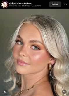 Bridal Makeup Light Natural Looks, Natural Glam Bridal Makeup Blonde, Natural Light Wedding Makeup, Very Simple Wedding Makeup, Wedding Makeup Strawberry Blonde, Summer Wedding Makeup Blue Eyes Blonde Hair, Light Makeup Bride, Simple Elegant Bridal Makeup, Bridesmaids Hair And Makeup