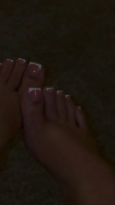 Pretty Feet Nails Light Pink, Simple Toe Nails, Punk Nails, Cute Toe Nails, White Acrylic Nails