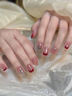 Nail Korea, Nails Tay, Tulip Nails, Gel Toe Nails, Korean Nail Art, Fall Nail Art Designs