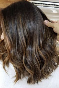 Hair Contouring Brunette, Ombre Hair Balayage, Hair Contouring, Short Ombre Hair, Hair Balayage, Hair Inspo Color, Fall Hair Colors, How To Make Hair