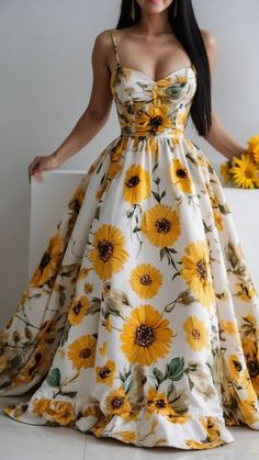 Ladies Fashion Dresses Style, Floral Maxi Dress Outfit Summer, Cute Sundress Outfits, Summer Wedding Guest Dress Casual, Long Sundress Outfit, Floral Dress Ideas, Long Sundresses, Sunflower Sundress, Sunflower Dresses