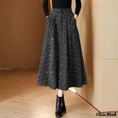 Olivia Mark - High-Waisted Striped Flared Skirt with Umbrella Design in Thick Fabric - A Sophisticated Midi Skirt Stylish Umbrella, Conservative Fashion, Umbrella Skirt, Umbrella Designs, Striped Maxi Skirts, Striped Midi Skirt, Midi Flare Skirt, Knit Midi Skirt, Half Skirt