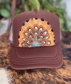 Feather Trucker hat in YOUTH. Handmade feather crest by Cowhide Rustic. Rodeo, cowgirl, horse girl, farm girl Cowgirl Horse, Rodeo Cowgirl, Cowgirl Rodeo, Head Wear, Farm Girl, Horse Girl, Rodeo, Heathers, Caps Hats