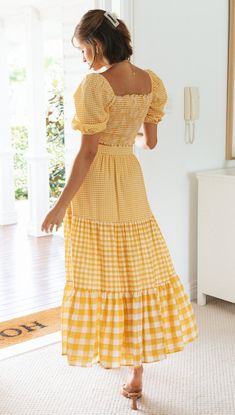 Yellow Plaid Design Casual Two-Piece Set Not Lined Hand Wash Cold, Dry Flat Please check the size chart carefully before payment. your satisfaction is our first goal. Women Business Attire, Stylist Tips, Emma Style, Business Attire Women, Yellow Gingham, Gingham Skirt, Bachelorette Outfits, Bohemian Tops, Yellow Outfit