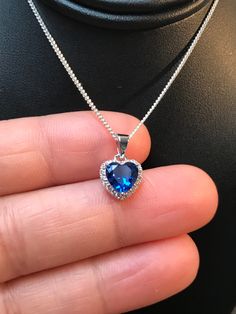 Cheap Elegant Heart Cut Necklace, Cheap Blue Necklaces With Star Charm, Sapphire Heart Necklace, September Birthstone Necklace, Gelang Manik-manik, Pretty Jewelry Necklaces, Gelang Manik, Jewelry Accessories Ideas, Girly Accessories