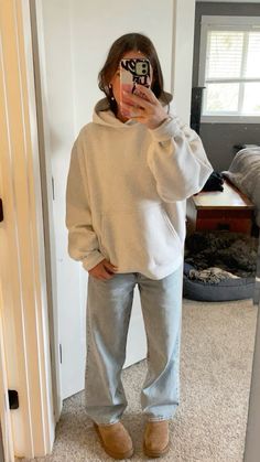 @shelbysimon018 Comfy Clean Outfits, Super Simple Outfits For School, Cute Winter Outfits For School Jeans, Simple Winter School Outfits, Hoodie Sweatshirt Outfit, Warm Outfit Ideas For School, Fall Sweats Outfits, City Fits Winter, Cream Wide Leg Sweatpants Outfit