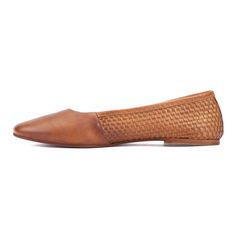 The Wilma is not your basic ballet flat. Its woven leather upper will add a touch of vintage flair. Brown Woven Leather Flats For Spring, Casual Woven Leather Ballet Flats For Spring, Spring Casual Woven Leather Ballet Flats, Spring Casual Ballet Flats With Woven Leather, Leather Flats With Woven Sole For Fall, Casual Woven Leather Ballet Flats, Almond Toe Flats With Woven Sole For Fall, Woven Leather Slip-on Ballet Flats, Dress Loafers