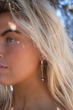 》D E T A I L S《 ✦ M E T A L S : Hoops: 14k Gold Filled, Rose Gold Filled or Sterling Silver 925 Chain: Gold Vermeil, Rose Gold Vermeil or Sterling Silver ✦ S T O N E: Tahitian Pearl ✦••✧••✦••✧••✦••✧••✦••✧••✦••✧••✦••✧••✦••✧••✦••✧••✦ 》✦ $•$•$ S A V E • B U Y • M O R E $•$•$ ✦《 Use the code ”MARESIA2” and get 10% OFF when you buy 2 items. Use the code “MARESIA3” and get 15% OFF when you buy 3 or more items. ✦••✧••✦••✧••✦••✧••✦••✧••✦••✧••✦••✧••✦••✧••✦••✧••✦ 》 P A C K A G I N G 《 Your jewelry will be 14k Gold Silver Jewelry With Pearl Drop, Tahitian Pearl Jewelry With Matching Earrings For Anniversary, Sterling Silver Drop Earrings With Bail, Tahitian Pearl Jewelry With Matching Earrings For Gift, Fine Jewelry With Tahitian Pearl Drop, Fine Jewelry Tahitian Pearl Drop, Tahitian Pearl Jewelry Set With Matching Earrings For Gift, White Gold Tahitian Pearl Jewelry With High Luster, Classic Tahitian Pearl Jewelry With Matching Earrings