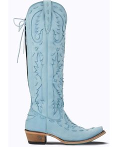 Blue Western Boots, Blue Cowboy Boots Outfit, Concrete Cowgirl, Western Clothes For Women, Cowgirl Fits, Tall Western Boots, Womens Ariat Boots, Blue Cowboy Boots, Western Wardrobe