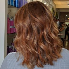 Copper Cowboy Hair Color, Copper Lowlights On Light Brown Hair, Auburn Copper Hair With Highlights, Hair Colour 2024, Autumn Brown Hair, Fall Hair Dye, Autumn Hair Colours, Hair Color Copper, Dream Hairstyles