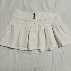 Brand New White Mini Skirt Size L Never Worn Due To It Being A Little Big On Me White Pleated Mini Skirt, So Fetch, Skirt With Buttons, White Mini Skirt, Pleated Mini Skirt, Button Detail, Mini Skirt, Womens Bottoms, Womens Skirt