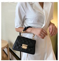 Brand Name: CyflymderShape: SquareHandbags Type: Shoulder BagsTypes of bags: Shoulder & Crossbody BagsOrigin: CN(Origin)Main Material: PUClosure Type: HaspHardness: SOFTExterior: NoneStyle: FashionLining Material: Synthetic LeatherOccasion: VersatileGender: WOMENPattern Type: SolidNumber of Handles/Straps: SingleInterior: Cell Phone PocketDecoration: SequinedItem Type: HandbagsFunction: StorageFor: WomenType: Shoulder BagType1: Crossbody BagType2: HandbagType3: Women bagType4: Phone pack Trendy Black Bag With Single Shoulder Strap, Black Square Bag With Single Shoulder Strap, Trendy Black Shoulder Bag With Single Strap, Trendy Black Handheld Shoulder Bag, Trendy Black Crossbody Bag, Trendy Black Bag With Detachable Strap, Black Top Handle Shoulder Bag With Phone Pocket, Black Square Satchel With Single Shoulder Strap, Black Satchel Mobile Phone Bag