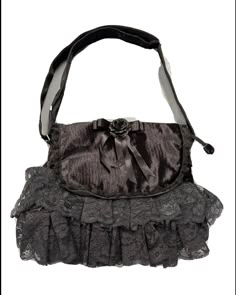 This is a gothic faux fur leopard animal print shoulder bag that opens from the front and has a zip. Also available in Red, black or green velvet with black trim. It has back lace trim with a black rose . please refer to photos for measurement size etc Thank you for looking Black Vampire, Gothic Bag, Gothic Gifts, Punk Vintage, Pretty Bags, Gothic Lolita, Cute Bags, Visual Kei, Looks Vintage