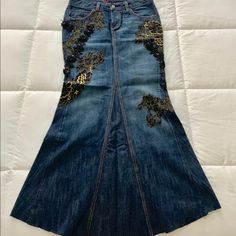 New Without Tags, Bebe Mermaid Long Denim Maxi Skirt Size 27 A Lot Of Detailing! Elegant High Waist Denim Skirt, Elegant High-waist Denim Skirt, Mermaid Denim Skirt, Fitted Long Skirt In Dark Wash, Fitted Dark Wash Long Skirt, Dark Wash Fitted Long Skirt, Save The Queen Clothing, Cute Long Skirts, Long Jean Skirts