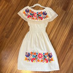 Beautiful Mexican Hand Embroidered Dress Casual Dress With Multicolor Embroidered Hem, Casual Dress With Multicolor Embroidery And Embroidered Hem, Traditional Mexican Dress For Women, Mexican Dresses For Women, Mexican Traditional Dress, Mexican Traditional Clothing, Mexican Style Dresses, Hand Embroidered Dress, Quinceanera Themes Dresses