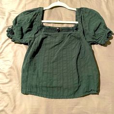 Never Worn, Perfect Condition! Cotton Square Neck Blouse For Day Out, Green Square Neck Cotton Top, Green Cotton Square Neck Top, Casual Cotton Square Neck Blouse, Summer Green Cotton Puff Sleeve Top, Green Cotton Puff Sleeve Top For Summer, Green Puff Sleeve Top For Day Out, Casual Cotton Peasant Top With Puff Sleeves, Casual Cotton Puff Sleeve Peasant Top