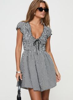 Wescott Gingham Playsuit Black / White Black Game Day Dress, Black Gameday Outfit, Gingham Playsuit, Gingham Overalls, Red Gingham Dress, Game Day Dress, Gingham Romper, College Gameday Outfits, Sunday Clothes