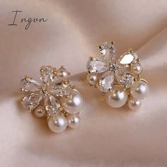 Hot Sale Exquisite Luxury Zircon Stud Earrings For Women Aaa Shiny Rhinestone Geometrical Earring Alloy Drop Crystal Earrings For Wedding, Wedding Alloy Crystal Drop Earrings, Elegant Alloy Earrings With Rhinestones, White Alloy Earrings For Wedding, White Alloy Wedding Earrings, Alloy Earrings With Rhinestones For Party, Silver Alloy Crystal Earrings For Wedding, Elegant Alloy Earrings For Wedding, Elegant Wedding Earrings Made Of Alloy