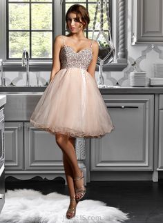 Kaylie A-Line Sweetheart Knee-Length Tulle Homecoming Dress With Beading Sequins UKP0015433 Silhouette:: A-Line Neckline:: Sweetheart Length:: Knee-Length Embellishment:: Beading,Sequins Fabric:: Tulle Sleeve:: Sleeveless BackStyle:: ZipperUpatSide FullyLined:: No Built-InBra:: Yes Boning:: Yes Size:: General This dress could be custom made, there are no extra cost to do custom size and color. Sweetheart Neckline Tulle Dress For Debutante Ball, Tulle Dress With Sweetheart Neckline For Debutante Ball, Glamorous Dress With Sweetheart Neckline For Debutante Ball, Glamorous Sweetheart Neckline Dress For Debutante Ball, Bridesmaid Ball Gown With Sweetheart Neckline In Organza, Organza Bridesmaid Ball Gown With Sweetheart Neckline, Organza Ball Gown With Sweetheart Neckline For Bridesmaid, Party Wedding Dress With Sweetheart Neckline And Tulle Skirt, Evening Dress With Sweetheart Neckline And Tulle Skirt