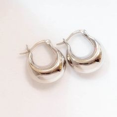 Chunky 925 sterling silver Hoop Earrings Silver Puffed Hoop Earrings 925 Sterling Silver * Minimalist classic Earrings Sterling Silver * Perfect Gift for Her Oversized Necklace, Earring Minimalist, Hook Bracelet, Hoop Earrings Silver, Chunky Hoop Earrings, Classic Earrings, Sterling Silver Hoop Earrings, Sterling Silver Hoops, Rose Gold Necklace