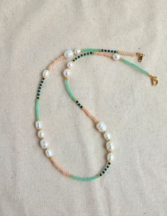 Dainty Pearl and Seed Bead Necklace Light Orange and Green - Etsy Braided Seed Bead Necklace Diy, Pearl And Seed Bead Necklace, Beaded Necklace Inspo Summer, Seed Bead Crafts Diy, Summer Bracelets Beads, Seed Bead Necklace Diy, Summer Seed Bead Necklace, Seed Bead Ideas, Seed Bead Necklace Patterns