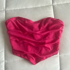 Never Worn Bandeau Cotton Tops For Party, Cotton Bandeau Tops For Party, Strapless Cotton Crop Top For Party, Casual Pink Tube Top For Party, Fitted Solid Color Tube Top For Spring, Fitted Tube Top For Spring, Casual Fitted Tube Top For Party, Pink Top Corset, Fitted Strapless Pink Top