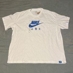 Brand New White/Blue Nike ‘Air Your Sole’ Graphic T-Shirt Dq1016-100 Size Xxl Loose Fit White Moisture-wicking Shirt For Streetwear, White Casual Moisture-wicking Shirt, Nike Casual Short Sleeve Shirt, Casual White Shirt For Sports, Nike Casual Sports Shirt, Casual White Moisture-wicking T-shirt, Blue Nike Air, Shirts Nike, Blue Nike