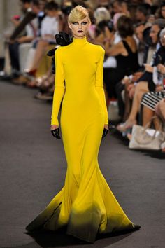 Gold Dresses, Yellow Gown, 2011 Fashion, Collection Couture, Stephane Rolland, Moda Paris, Couture Mode, Couture Runway, Fashion Week Runway