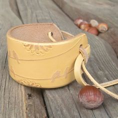 Made from top quality vegetable tanned leather.Hand painted (sun yellow) and embossed.Cuff is 1,4 inches (3,5 cm) wideAdjustable Size approx between 15 and 18 cmIf you need a diferent size, please let me know after purchase in "note for seller".Please visit to my another shop:https://www.etsy.com/shop/JeansBelt?ref=hdr_shop_menu**************************************************************************FEDEX to USA, Canada and Australia!If you need a faster shipping please use this service.The del Leather Cuff Bracelet Diy, Cuff Bracelets Diy, Painted Sun, Leather Hair Accessories, Leather Wrist Cuff, Leather Jewelry Making, Diy Leather Bracelet, Diy Leather Projects, Leather Jewelry Diy