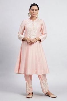 Shop for Sheetal Batra Pink Kaina Chanderi Kurta Set for Women Online at Aza Fashions Formal Sets For Navratri, Elegant Lehenga For Transitional Season, Wedding Sets For Diwali, Elegant Diwali Anarkali Set With Lace Work, Elegant Anarkali Set With Lace Work For Diwali, Salwar Kameez For Reception During Diwali, Elegant Pink Sets For Transitional Season, Traditional Lace Work Salwar Kameez For Formal, Intricate Embroidery Anarkali Set For Reception