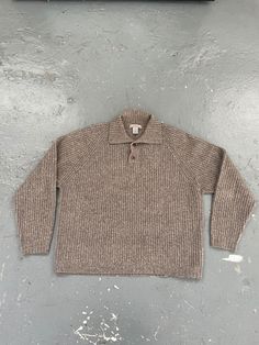 The sweater is in great shape with no holes, rips, and tears. Fits more like a size men's large. See photos for measurements and condition.  Feel free to message with any questions. Thank you for looking! Follow on Instagram for more cool vintage @greatnorthernvintage Casual Wool Sweater With Collar, Casual Collared Wool Sweater, Brown Long Sleeve Polo Sweater, Brown Long Sleeve Polo Sweater With Ribbed Collar, Collared Polo Sweater With Buttons For Winter, Retro Polo Sweater With Ribbed Collar For Winter, Retro Winter Polo Sweater With Ribbed Collar, Retro Collared Winter Sweater, Retro Collared Sweater For Winter