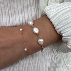 Truly Blessed Jewels - Cove Pearl Bracelet Elegant Beach Chain Bracelet, Gold Bracelet With Pearl Charm For Beach, Gold Pearl Charm Bracelet For Beach, Gold Pearl Bracelet With Pearl Charm For Beach, Adjustable Chain Beaded Bracelets For Beach, Trendy Pearl Bracelet For Beach, Minimalist Baroque Pearl Bracelets, Elegant Pearl Bracelet For The Beach, Elegant Pearl Bracelet For Beach