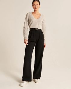 Wide-Leg Tailored Pants Tailored Straight Leg Pants Outfits, Abercrombie And Fitch Tailored Pants, Pants 2023 Women, Abercrombie Sloane Pant, Abercrombie Sloane Pant Outfit, Wide Leg Slacks Outfit, Black Tailored Pants Outfits, Pleated Wide Leg Pants Outfit, Pantalon Outfit Dames