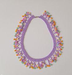 Handmade item Ships from a small business in Turkey Materials: Sand bead Chain style: Bead Style: Boho & hippie Necklace length: 45 Centimeters Purple Flower Necklace, Wire Beads, Colorful Necklace, Necklace Colorful, Stil Boho, Daisy Necklace, Hippie Necklace, Bead Chain, Necklace Beaded