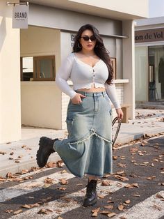 Plus Size Women Pockets Patchwork Fringe Hem Casual Long A-Line Denim Skirt Light Wash    Denim Plain Mermaid Non-Stretch  Women Plus Clothing, size features are:Bust: ,Length: ,Sleeve Length: Casual Denim Skirt, A Line Denim Skirt, Warm Pants, Skirt Denim, Cropped Leather Jacket, Cargo Skirt, Light Wash Denim, Inspiration Mode, Casual Denim