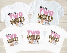 Matching Two Wild Family Birthday Shirts For this design in black shirts refer to link below: https://www.etsy.com/listing/1437337891/two-wild-shirts-birthday-zoo-birthday?click_key=508d8e0c2556ec685bb60b62f4c74a4eabe70d9e%3A1437337891&click_sum=515bb53d&ref=shop_home_active_1&frs=1&sts=1 DETAILS Our Bella + Canvas t-shirts are SUPER soft and SUPER comfy. Roll the sleeves for a different look or even tie it in a knot at the bottom. Sleeves are only rolled for the picture. You can still get the r Zoo Outfit, Birthday Party Shirts, Zoo Birthday Party, Safari Animals Birthday, Zoo Birthday, Two Wild, Family Birthday Shirts, Animals Birthday, Black Shirts