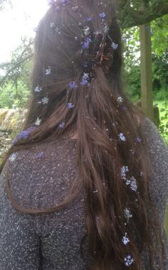 Flowers In Her Hair, Mia 3, Dream Hair, Hair Today, Aesthetic Hair, العناية بالشعر, My Sister, Pretty Hairstyles, My Hair