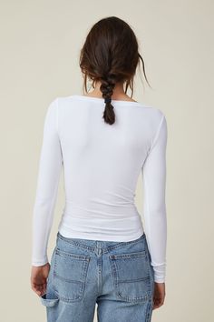 Staple Rib Scoop Neck Long Sleeve Top Fitted V-neck Top For Spring Layering, Casual Seamless Elastane Top, Versatile White Elastane Tops, Fitted V-neck Long Sleeve Top For Layering, Spring Long Sleeve Scoop Neck Top For Layering, Spring Layering Long Sleeve Scoop Neck Top, Casual Elastane Blouse For Fall, Seamless Long Sleeve Top For Layering, Chic Long Sleeve Seamless Tops