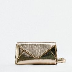 SPECIFICATIONSBrand Name: NoEnName_NullHandbags Type: Shoulder BagsTypes of bags: Shoulder & Crossbody BagsMain Material: PULining Material: POLYESTERShape: FLAPPlace Of Origin: GUANG DONG ProvincePlace Of Origin: GUANG DONG ProvinceOrigin: Mainland ChinaCN: GuangdongHardness: SOFTPattern Type: SolidInterior: No PocketDecoration: CHAINSExterior: noneOccasion: VersatileClosure Type: haspGender: WOMENStyle: fashionNumber of Handles/Straps: SingleChoice: yessemi_Choice: yes Silver Handbags, Lizard Pattern, Silver Handbag, Mini Phone, Retro Purse, Designer Shoulder Bag, Handbags And Purses, Crossbody Bags For Women, Wedding Bag