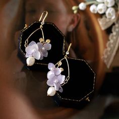 Elegant and chic. This pair of purple earrings is the must-have for your spring jewelry box. Several delicate hydrangea flower petals are layered on a 14K gold plated hook, light and beautiful. /All the flowers have been properly dehydrated before being coated/cast in resin so that the color stays fresh-looking for seasons/ Elegant Purple Flower Earrings For Party, Elegant Lavender Flower Shaped Jewelry, Elegant Purple Flower Earrings, Elegant Purple Flower Shaped Earrings, Purple Flower-shaped Jewelry For Weddings, Elegant Lavender Flower Earrings For Gift, Elegant Purple Earrings As A Gift For Her, Delicate Purple Flower Earrings For Gift, Delicate Purple Flower Earrings As Gift