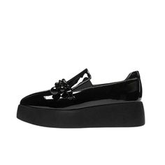 With a mid-heel height and platform design, they provide both comfort and height. The metal chain adds a touch of elegance and the pointed toe creates a flattering silhouette. - Color: Black- Style: Loafers- Closure Type: Slip On- Upper Material: PU- Inner Lining Material: Microfiber- Sole Material: PU- Heel Height: 4.5cm- Toe Style: Pointed toe- Occasion: Casual, Formal, Party- Gender: Women Elegant Patent Leather Platform Loafers For Party, Elegant Platform Loafers For Party, Party Platform Loafers With Pointed Toe, Trendy Formal Platform Loafers With Metal Feet, Pointed Toe Platform Loafers For Party, Chic Pointed Toe Platform Loafers With Chunky Platform, Chic Platform Loafers With Chunky Pointed Toe, Elegant Platform Loafers With Chunky Platform For Formal Occasions, Elegant Office Platform Loafers With Chunky Sole