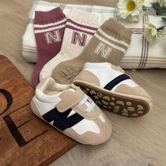 Just like your favorite NB Shoes, but for your baby. Super cute & super comfy. Designed to keep your baby looking trendy! Sizing: 0-6mo total length of shoe is 11cm 6-9mo total length of shoe is 12cm 9-12 mo total length of shoe in 13cm Trendy Baby Shoes, Nb Shoes, Matching Socks, Baby Sneakers, Trendy Baby, Fashion Baby, Crib Shoes, Shoes Booties, Infants