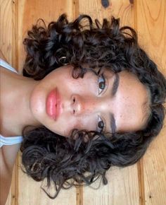 Hairstyles For Short Hair Simple, Hair Hairstyles For Short Hair, Natural Curly Hair Cuts, Curly Hair Photos, Curl Hair, Short Curls, Short Curly Haircuts, Hair Simple, Hairdos For Curly Hair