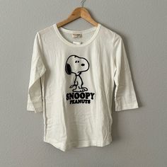 Snoopy T-Shirt Embroidery 100% Cotton Size Medium Pit To Pit 18.5” Length 25” Nwt Snoopy Shirt Aesthetic, Snoopy Jeans, Snoopy Tshirts, Snoopy Merch, Snoopy Clothes, Outfit Ideas Easy, Shirt Outfit Ideas, T Shirt Embroidery, Dream Wishlist