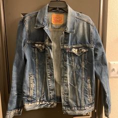 Never Worn Denim Jacket Levi Jacket, Levis Jacket, Levis Men, Levi's, Mens Jackets, Denim Jacket, Color Blue, Jackets & Coats, Man Shop