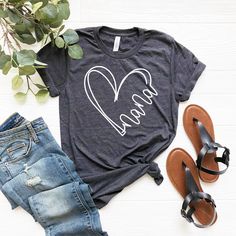 Nana Cotton Tops With Heart Print For Mother's Day, Mother's Day Crew Neck Top With Heart Graphic, Mother's Day Casual Short Sleeve T-shirt, Mother's Day Heart-shaped T-shirt With Letter Print, Casual T-shirt With Heart Graphic For Gift, Mother's Day Heart Print Short Sleeve T-shirt, Short Sleeve Top With Heart Graphic For Mother's Day, Mother's Day Short Sleeve T-shirt With Heart Print, Short Sleeve T-shirt With Heart Print For Mother's Day