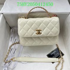 Size: 20cm*15cm It comes with Dust box, Care manual, Tag, and Paper bag. Chanel Mini Flap Bag, Luxury Bags Collection, Chanel Mini, Pretty Bags, Classic Flap, Hand Bags, Flap Bag, Lambskin Leather, Chanel Bag