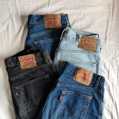 Dark Jeans Aesthetic, Levi’s Aesthetic, Levis Jeans Aesthetic, Levi Jeans Aesthetic, Levis Vintage Jeans, Minimalist Fashion Women Outfits, Thrifting Aesthetic, Polo T Shirt Design